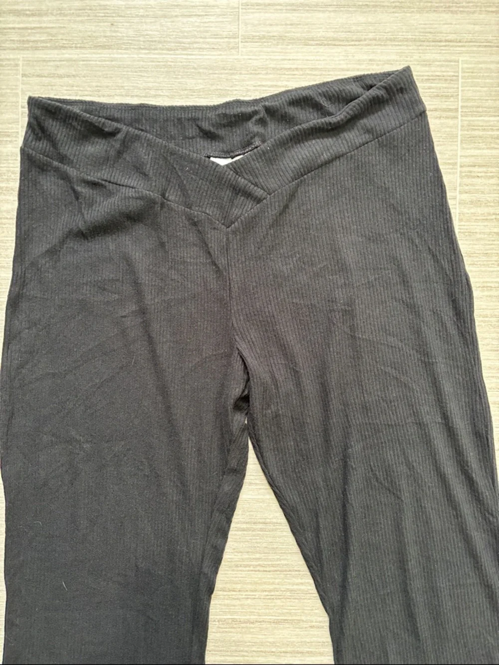 Colsie Black Boot Cut Ribbed Pants - Picture 2 of 5